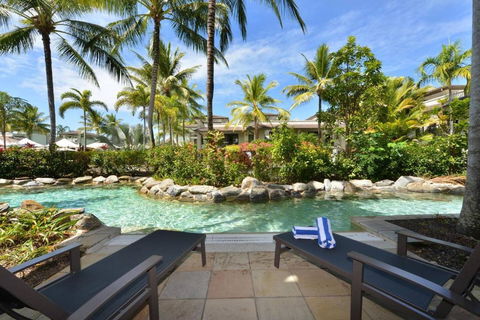Resort-style Swim Out - A True Tropical Oasis - Accommodation Port Hedland 0