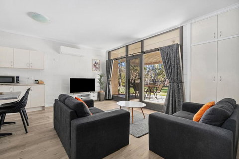 Riversands Rest Accommodation Paringa - Tea Tree Cottage - Accommodation Port Hedland 2