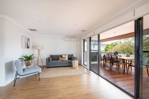 Safety Beach Abode Walk To The Beach - Accommodation Port Hedland 1