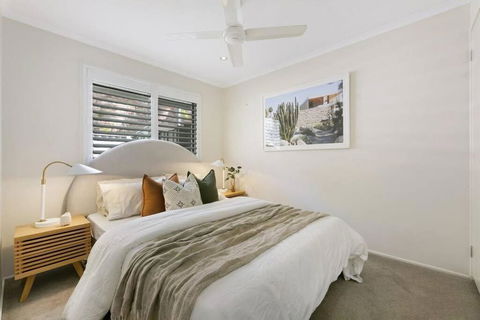 Riviera Road Miami - 4BRM Dual Villa - Accommodation Port Hedland 1