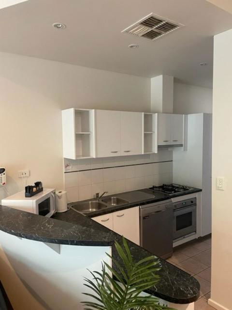 RNR Sturt Holiday Home - Accommodation Port Hedland 2