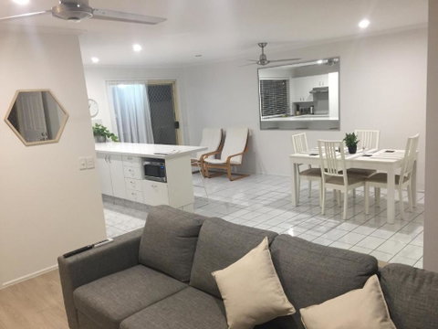 Robin Joy - Accommodation Port Hedland 2
