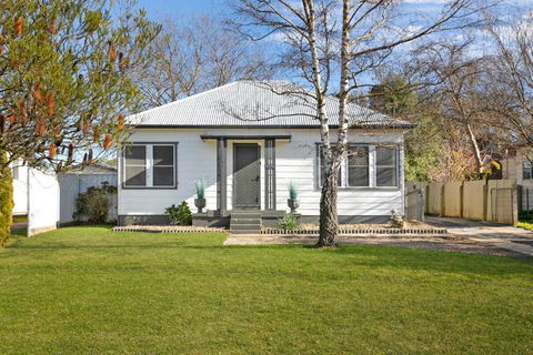 Ronelle Cottage - Accommodation Port Hedland 0