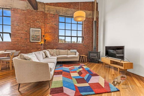 Rooftop Warehouse In Fitzroy - Accommodation Port Hedland 3