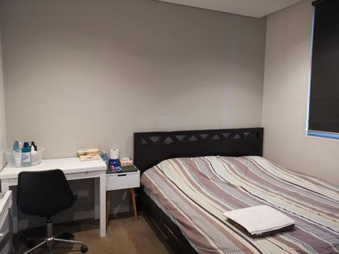 Room With King-size Bed Close To Melbourne CBD & Southern Cross Station - Accommodation Port Hedland 0
