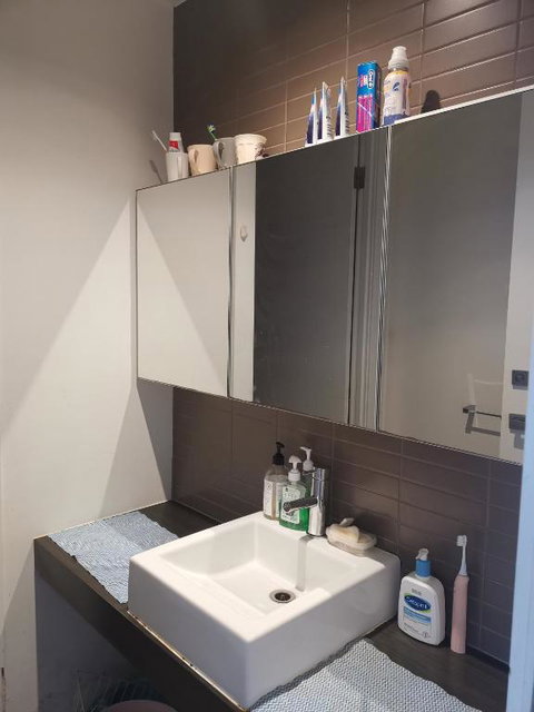 Room With King-size Bed Close To Melbourne CBD & Southern Cross Station - Accommodation Port Hedland 2
