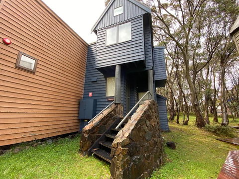 Ropers - Accommodation Port Hedland 0