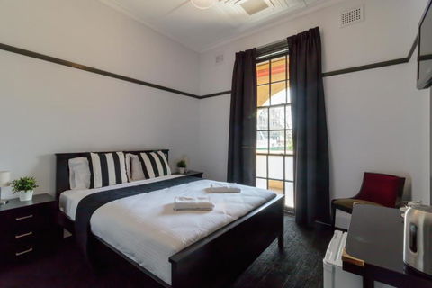 Royal Hotel Ryde - Accommodation Port Hedland 0