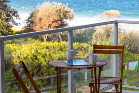 Royal Surf - Direct Beachfront - Accommodation Port Hedland 1