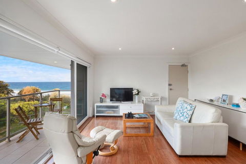 Royal Surf - Direct Beachfront - Accommodation Port Hedland 2