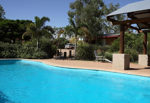 Rubyvale Motel & Holiday Units - An Adults Only Getaway - Accommodation Port Hedland 1