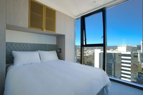 Rundle Retreat - 2BR Apartment With Stunning Views - Accommodation Port Hedland 0