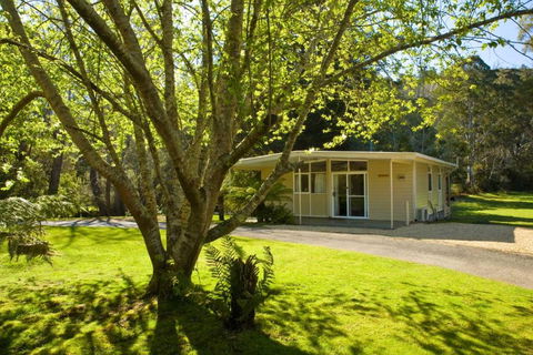 Russell Falls Holiday Cottages - Accommodation Port Hedland 0