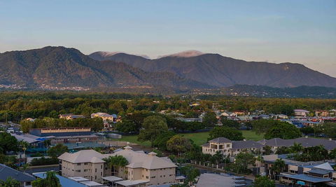 Rydges Esplanade Resort Cairns - Accommodation Port Hedland 1