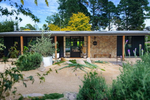 SABLE MAE Luxury Rustic Ranch - Accommodation Port Hedland 1