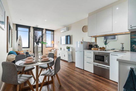 Sails By The Bay - Ocean Views - Wi-Fi - Netflix - Accommodation Port Hedland 1