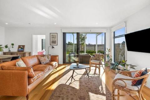 Saltbush By The Park - Accommodation Port Hedland 0