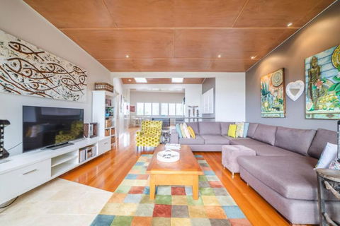 Saltwater 5 - Sleeps 8 - Close To Main Beach - Accommodation Port Hedland 0