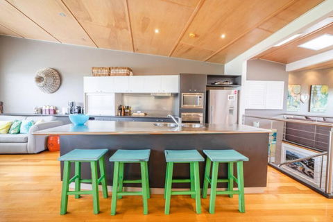 Saltwater 5 - Sleeps 8 - Close To Main Beach - Accommodation Port Hedland 1