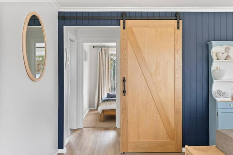 Salty Air Cottage - Accommodation Port Hedland 1