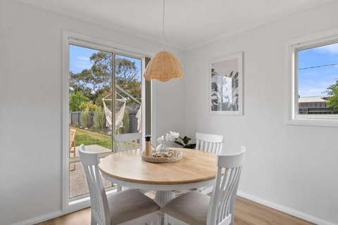 Salty Air Cottage - Accommodation Port Hedland 2