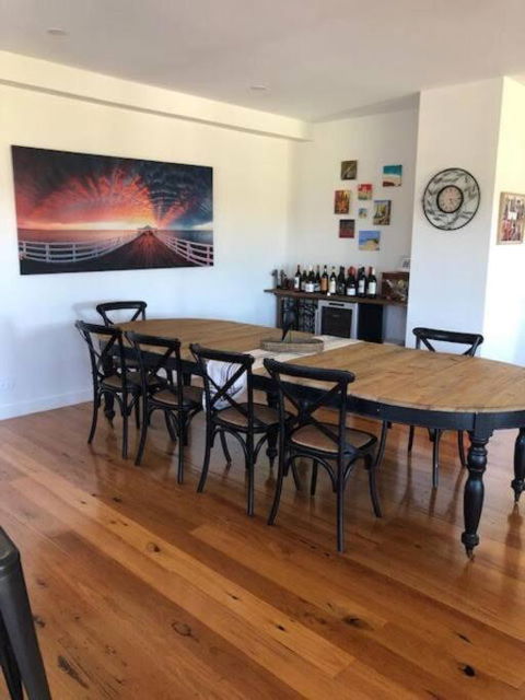 Sanary A Modern Beach Home In Martha Cove - Accommodation Port Hedland 3