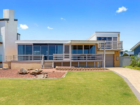 Sand Castles 34 Gold Coast Drive - Accommodation Port Hedland 3