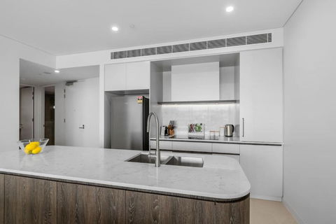 Sailview Escape - A Tranquil Marina Hideaway - Accommodation Port Hedland 2