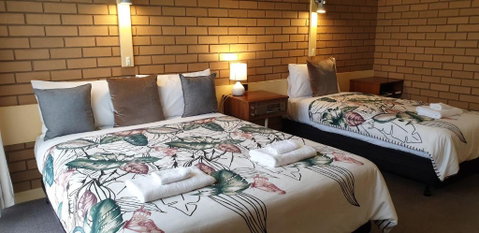Sandpipers @ Millicent - Accommodation Port Hedland 2