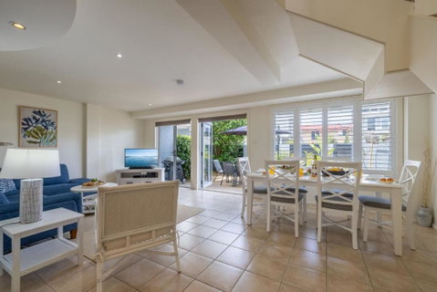 Sandcastles 4 -8 Ala Moana Way - Accommodation Port Hedland 1