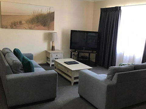 Sandcastles Holiday Apartments - Accommodation Port Hedland 3