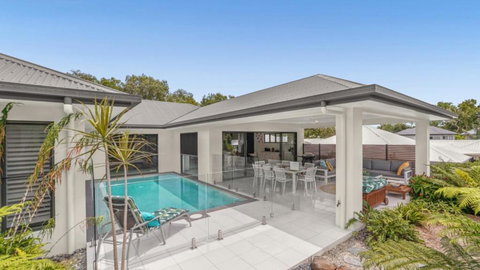 Sandcastles - Palm Cove - Accommodation Port Hedland 0