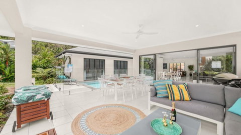 Sandcastles - Palm Cove - Accommodation Port Hedland 2