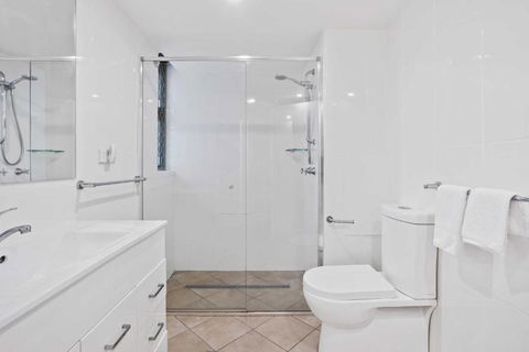 Sandown - Hosted By Burleigh Letting - Accommodation Port Hedland 1