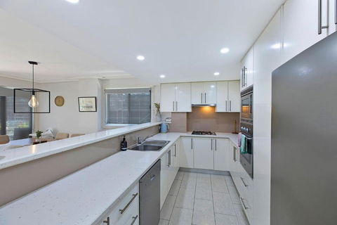 Sandy Cove Apartment The Entrance 8 - Accommodation Port Hedland 3