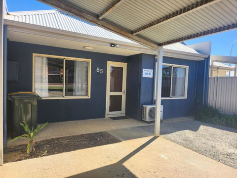 Sandy Feet - Accommodation Port Hedland 1