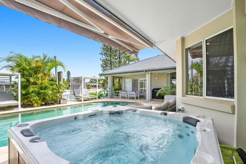 SEACLUSION 5 Bed Waterfront, Sleeps 12 - Accommodation Port Hedland 3