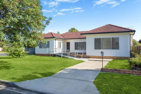 Space And Comfort On Marshall - Accommodation Port Hedland 2