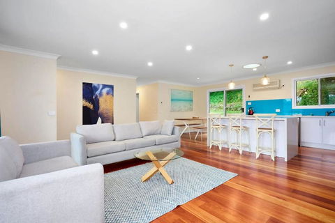 Spacious 3BR Family Haven In Upper Ferntree Gully - Accommodation Port Hedland 0