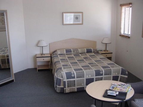 St Marys Park View Motel - Accommodation Port Hedland 1