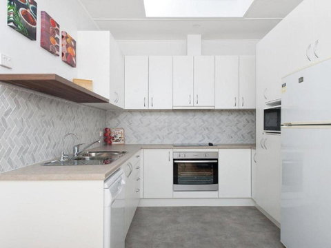 The Croft Cosy Beach House With Aircon And Only 270m To The Beach - Accommodation Port Hedland 2