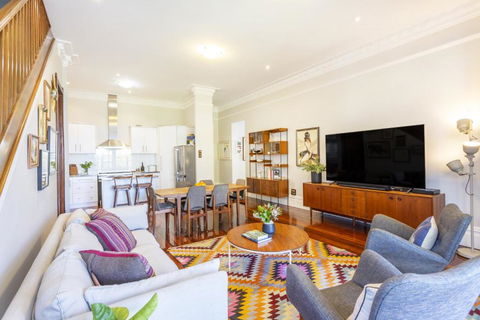 The Federation Cottage - EXECUTIVE ESCAPES - Accommodation Port Hedland 1