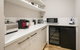 Beachstone - Stylish Spacious Home Opposite Beach And Close To Town - thumb 2