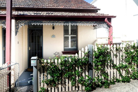 Beautiful Modern Historic Home Near Sydney Harbour - Accommodation Port Hedland 0