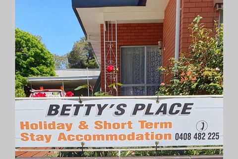 Betty's Place - Accommodation Port Hedland 0