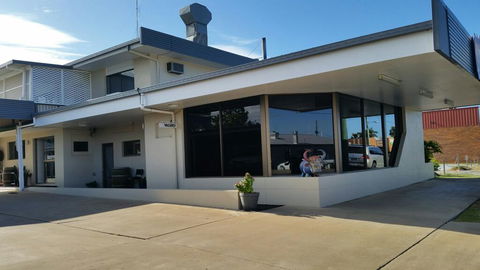 Biloela Centre Motel & Steakhouse Restaurant - Accommodation Port Hedland 0