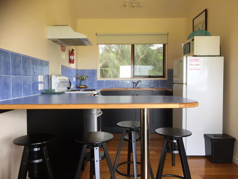 Black Cockatoo Cottages - Accommodation Port Hedland 2