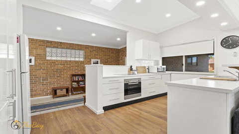 Blue Fish - 41 Boulder Bay Road - Accommodation Port Hedland 2