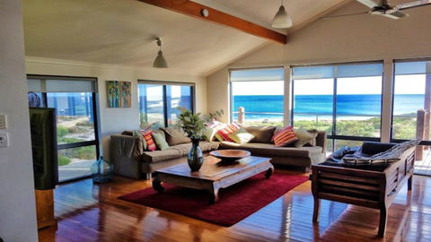 Blue Ocean Haven - Peppermint Grove Beach WA - Accommodation Port Hedland 1