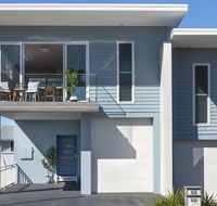 Blue Pelican - pacific views walk to beach - Accommodation Port Hedland